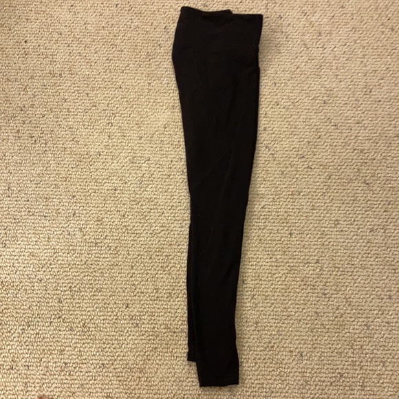 Athleta Stash Pocket Salutation Tight Black - Picture 3 of 7